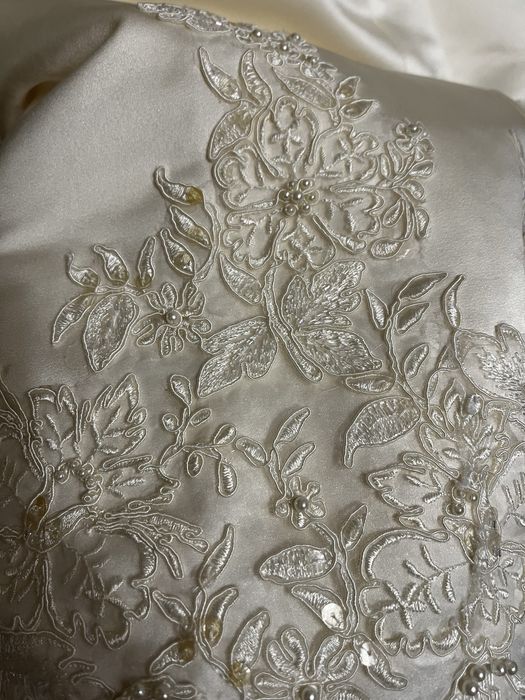 Свадебное платье 46