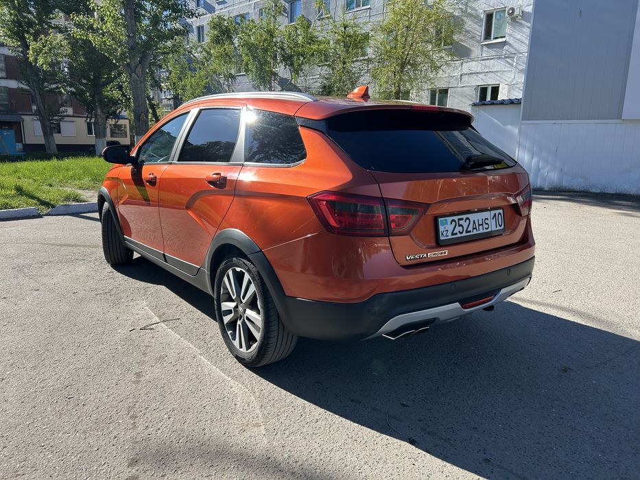 Продам Ладу Весту СВ Кросс