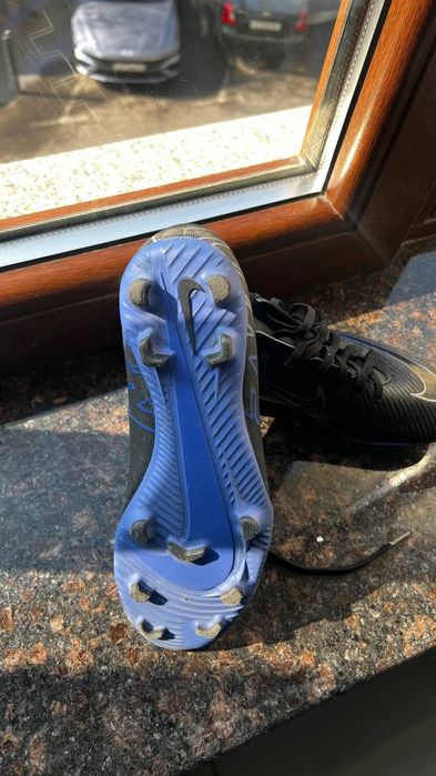 Оригинальные детские бутсы Nike
Оригинальные бутсы детские Nike 15 clu