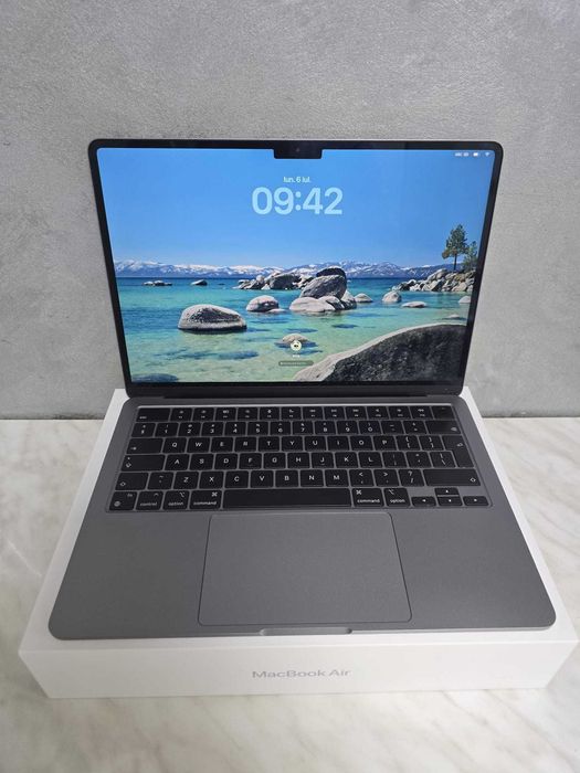 MacBook Air M2 13.6" Mid 2022 256Gb Bmg Amanet 103947