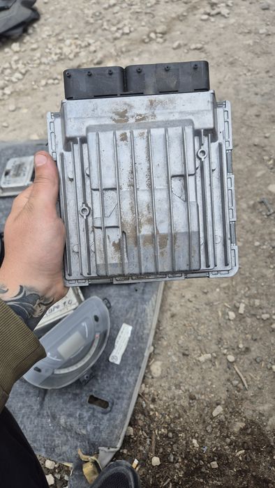 Оригинален Компютър двигател за БМВ 116 .1.6 2004- 2010г