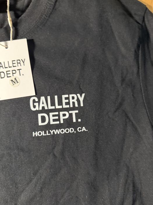 Tricou Gallery Dept