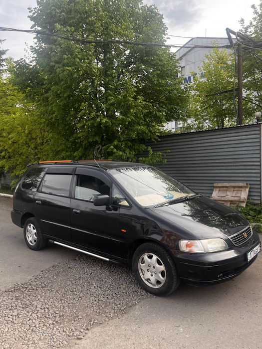 Продам Honda Odyssey RA1