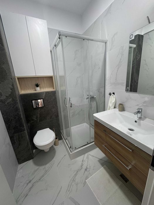 Apartament 3 camere, mobilat complet,  2 bai - Otopeni, str. 23 August