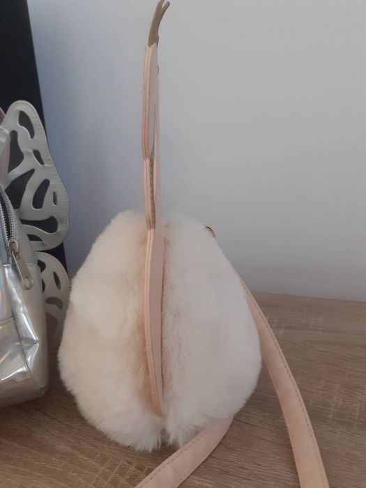 Детска раничка и чантичка