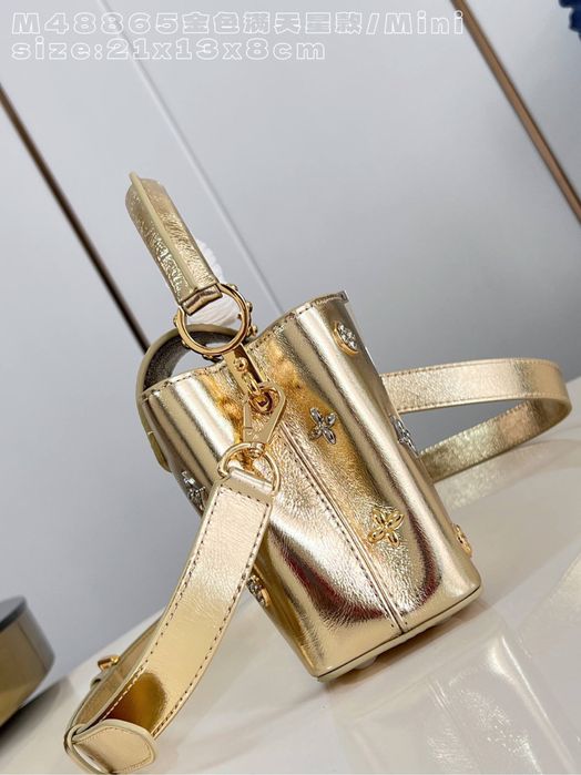 Geanta Louis Vuitton Capucines BB