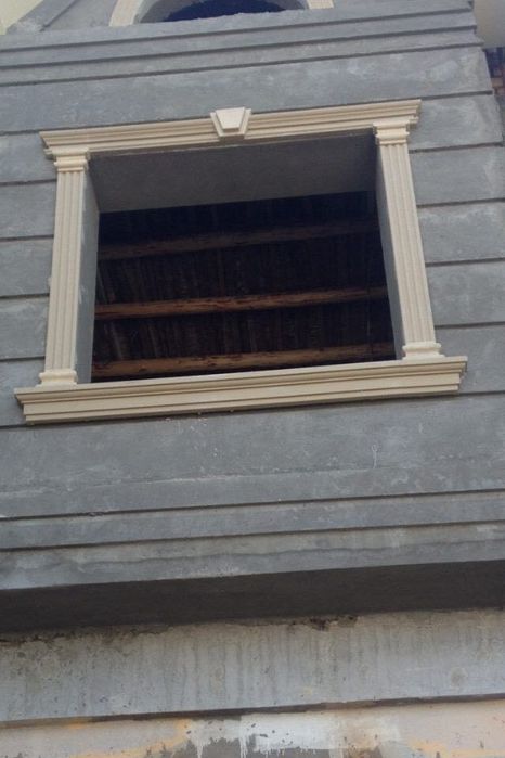 Fasad fasadniy tiyaga lepka pokak