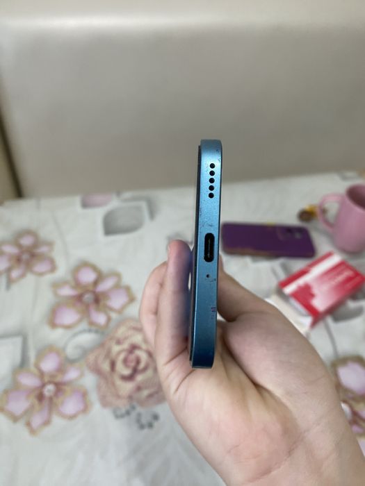 Honor 200 lite с коропкой