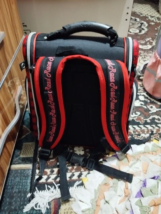 Продаётся школьный рюкзак