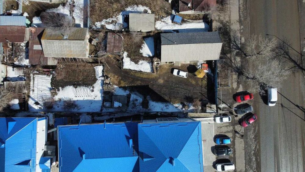 Продажа участка в центре города.