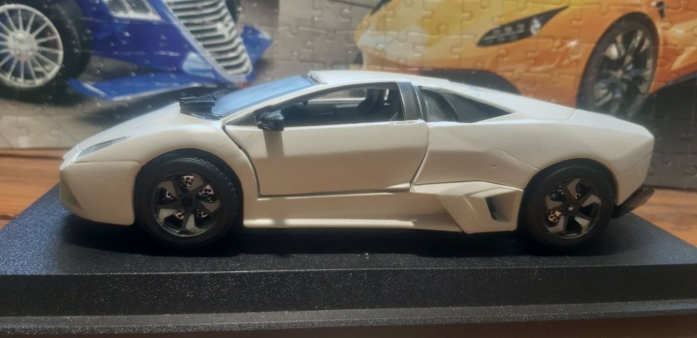 Diecast 1:24/ Метални коли