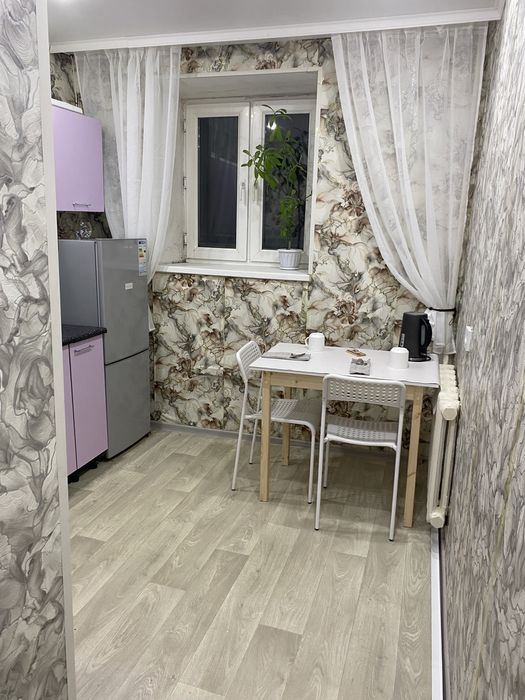 Сдам 1 комнатную ночь  6000