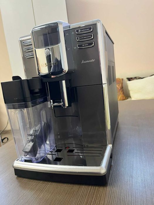 Продавам кафемашина SAECO Incanto