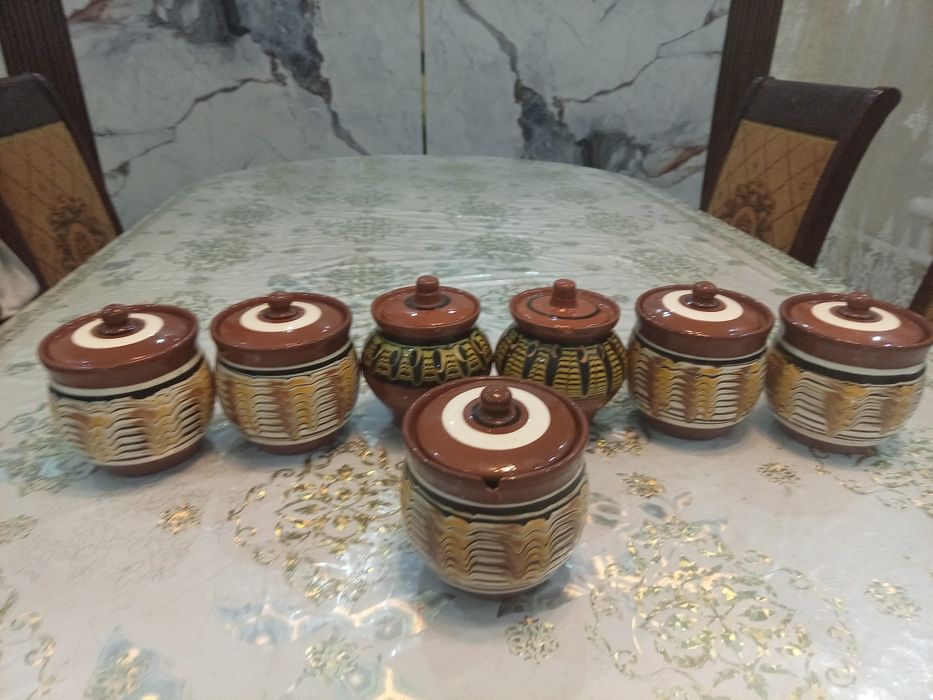 горшки хорошие .