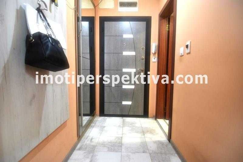 Продава се Двустаен апартамент в Пловдив, Христо Смирненски - 76 кв.м за 2014 €/кв.м - Снимка #8