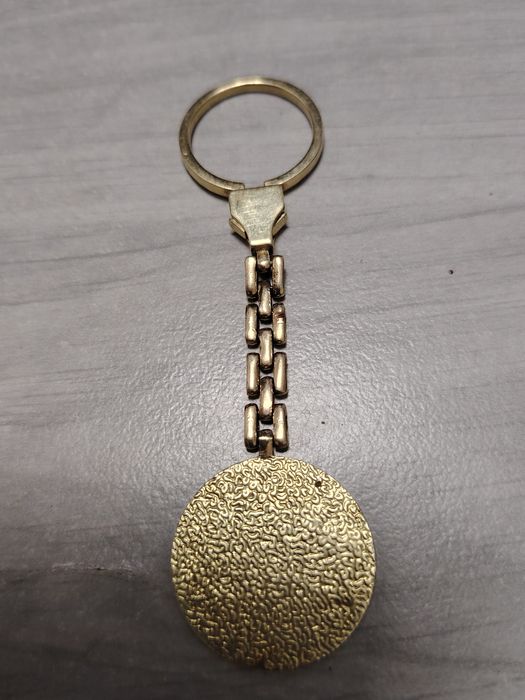 Breloc din  aur Mercedes