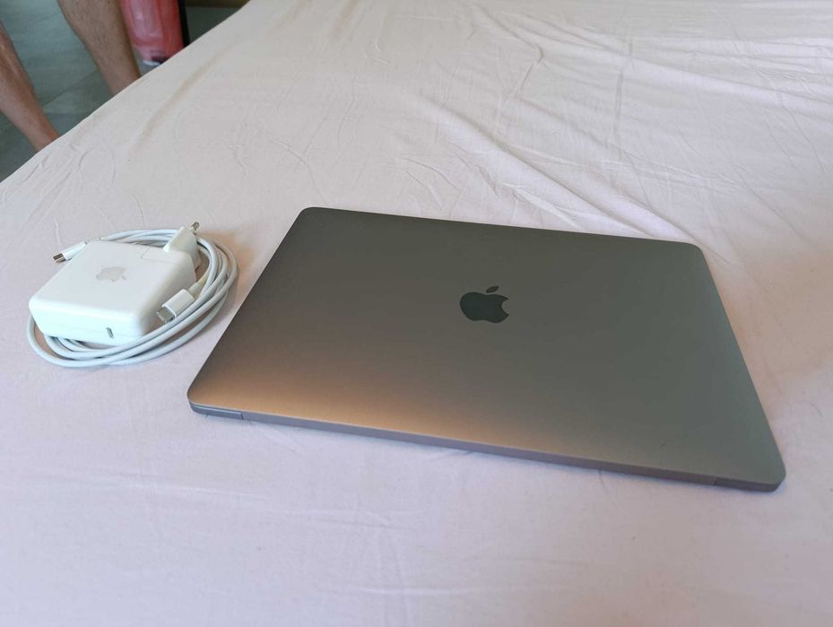 Vand MacBook Pro 2017 i5 8GB RAM A1708