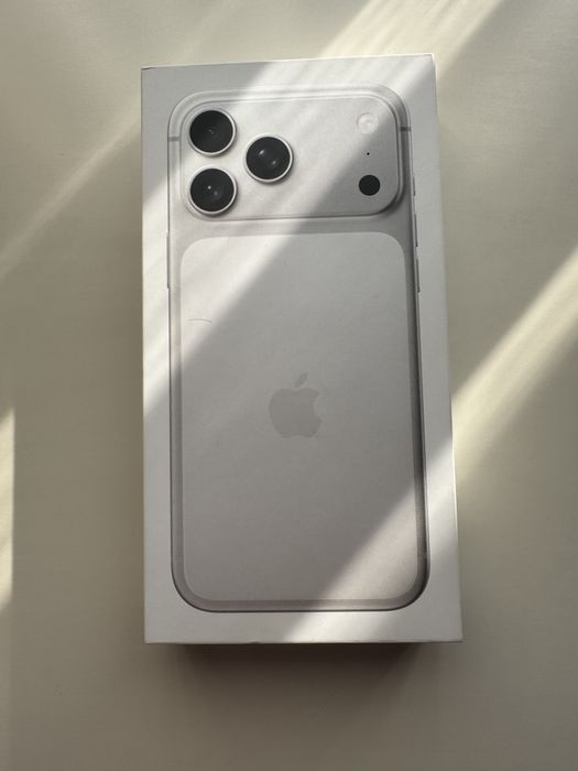 Iphone 17 Pro Max 1 Tb Silver sim fizic