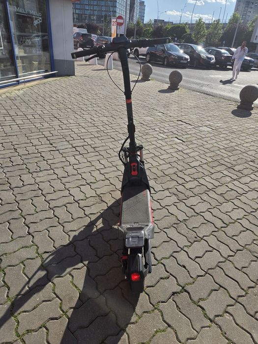 Trotineta Segway ZT3 Pro