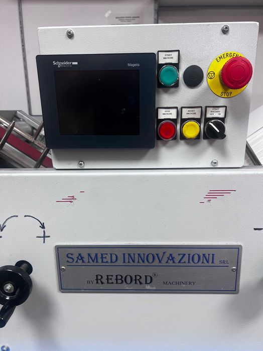 Masina automata de legat nucleu albume foto Samed Photofast