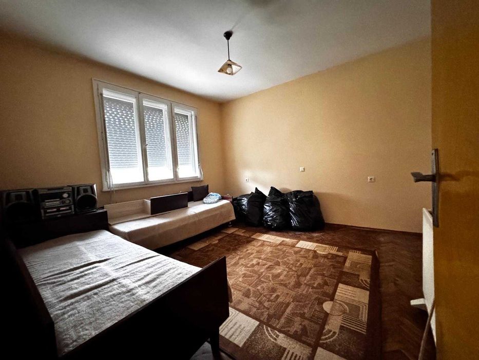 Продава се Етаж от къща в Севлиево - 170 кв.м за 240 €/кв.м - Снимка #3
