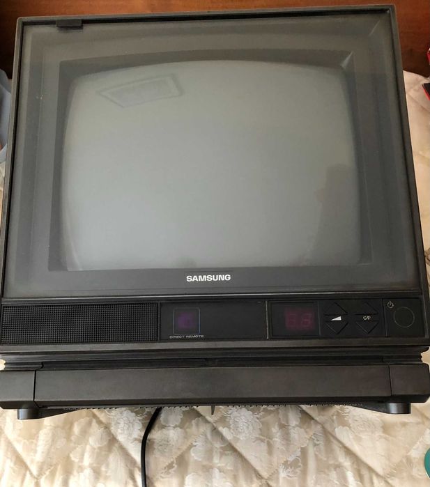 Телевизор Samsung CX-348ZME, работещ перфектно, подходящ за кабелна ТВ