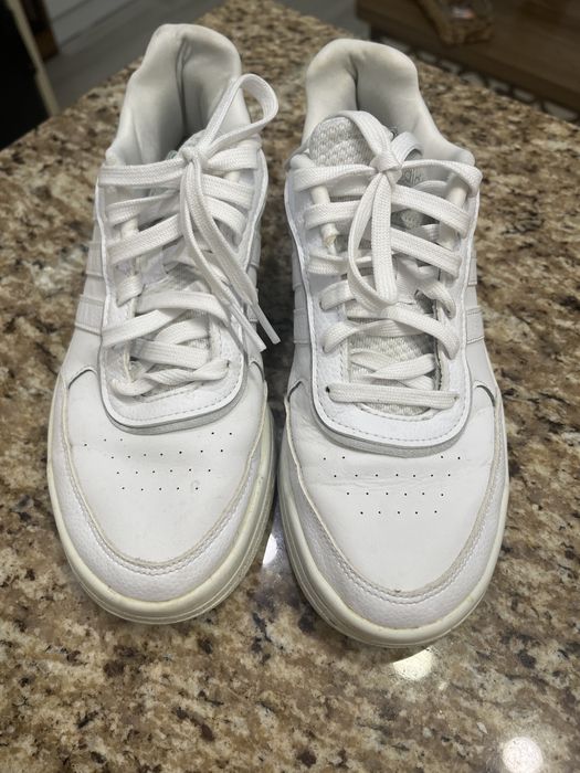 Оргинални маратонки на адидас