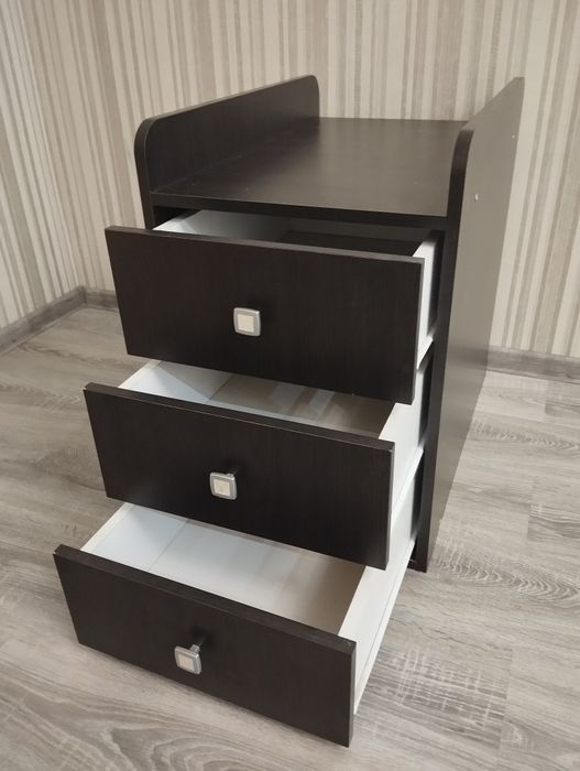 Комод 3 выдвижными ящиками