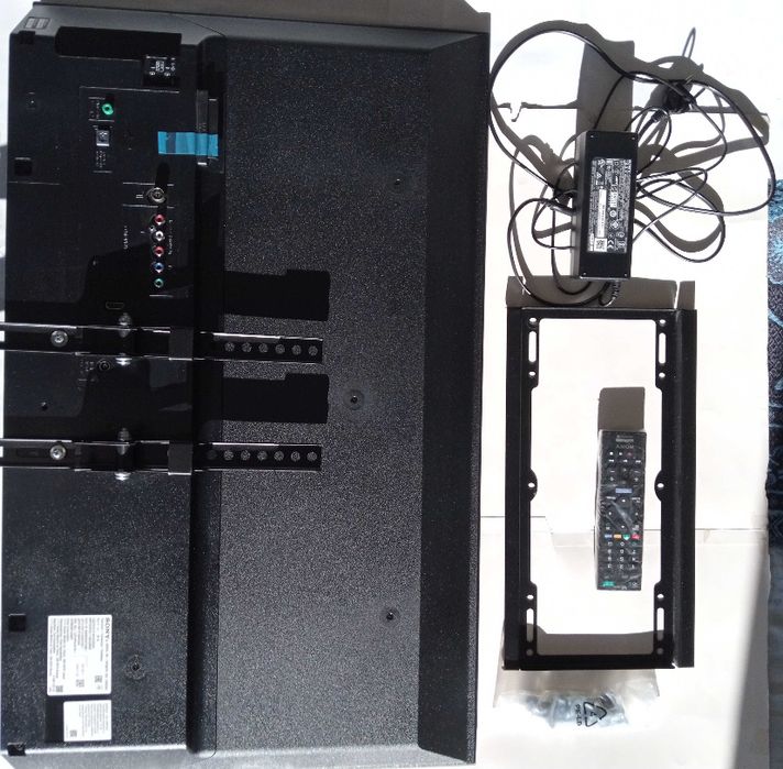 Продается smart телевизор Sony Bravia диагональ 32