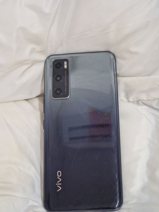 Продам 2 телефона