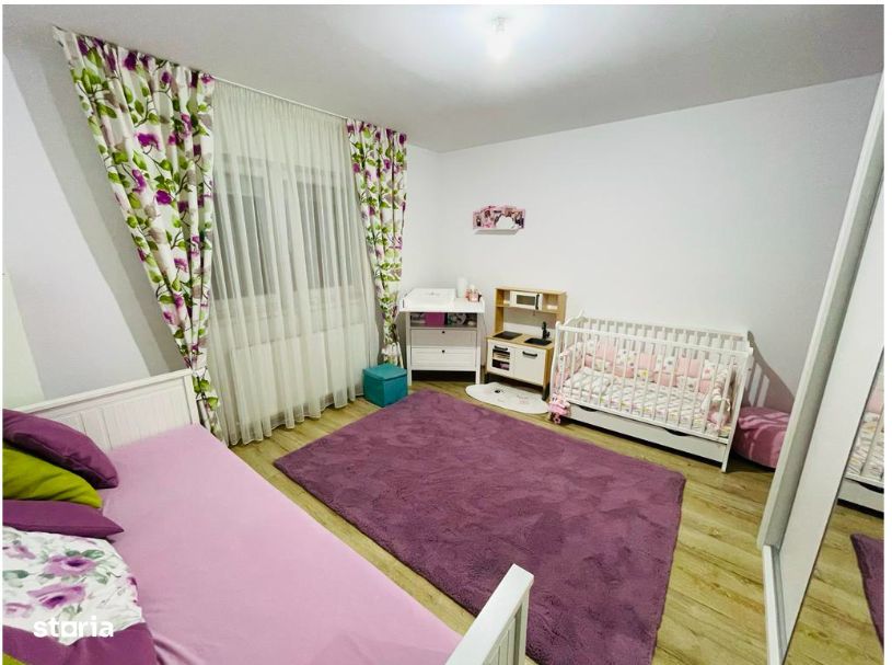 Apartament de Vănzare, 3 Camere, 81mp, 2 Parcari, Zona Selimbar.