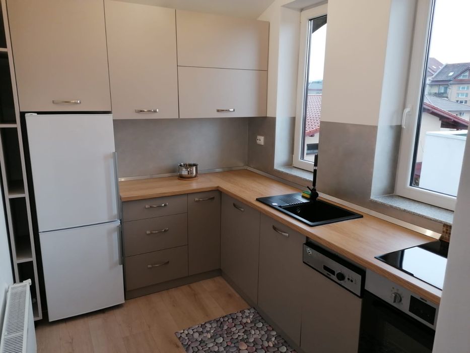 Apartament de inchiriat