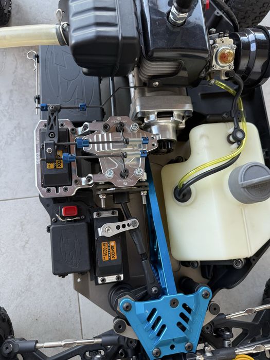Losi 5ive T automodel 1/5