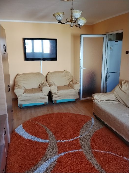 Apartament 2 camere de închiriat