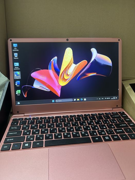 Ноутбук Castom 14