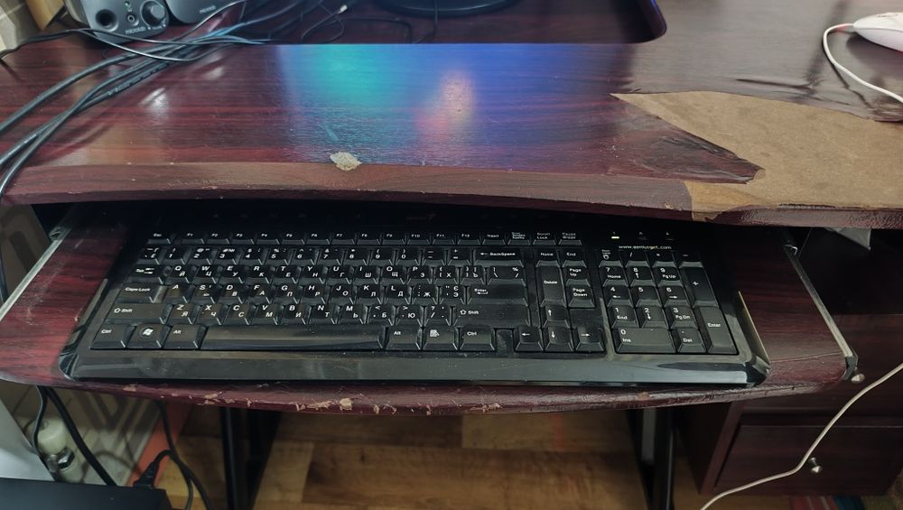 Компьютер  со столом