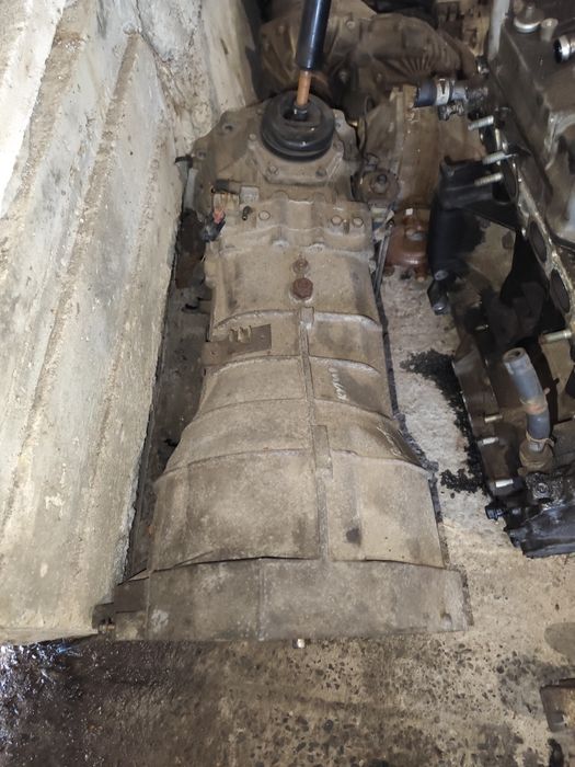 Ръчна скоростна кутия Nisan Pantfinder r51  2008г-174кс-Двигател 2.5