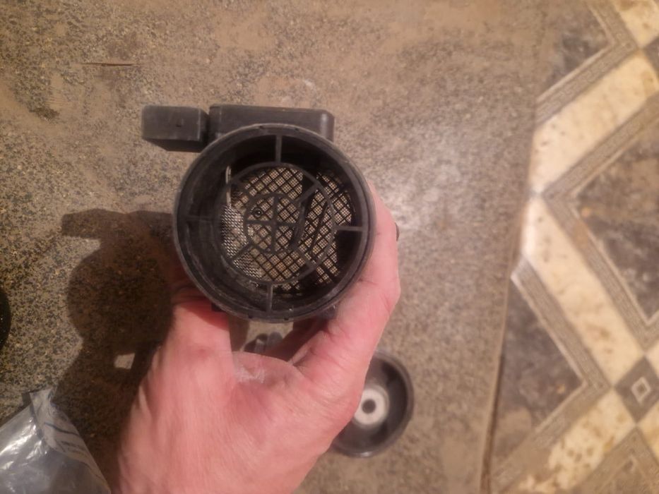 Запчасти на автомобиль разные