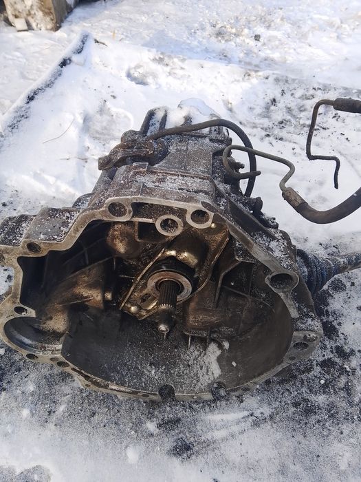 Продам коробку на Ауди 80