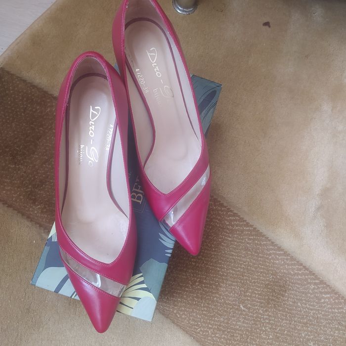 Продам кожаные туфли