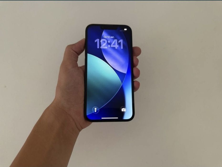 IPhone 13  128 а