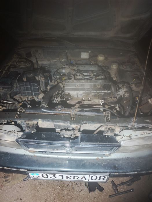 Мицубиси галант 1990