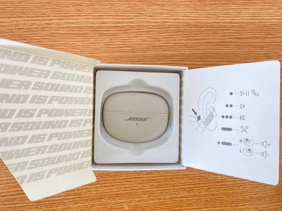 Bose Ultra Open Earbuds, True Wireless, Bluetooth, Microfon, IPX4, White Smoke