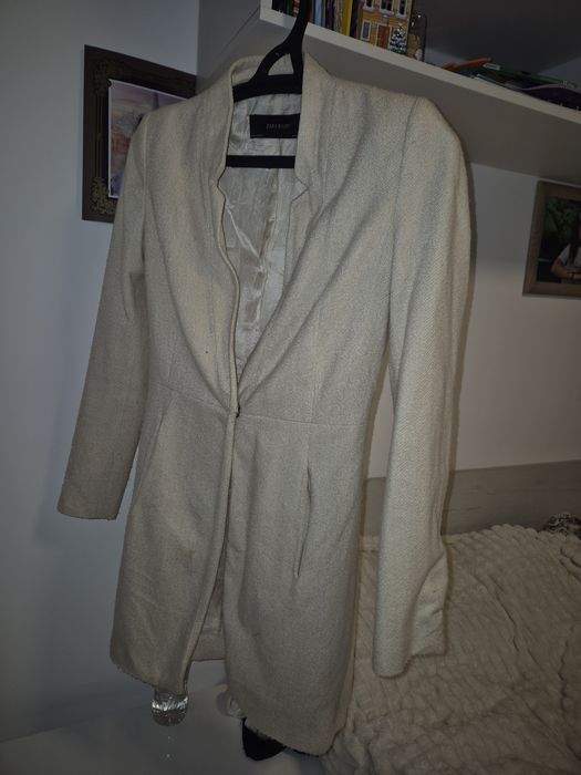 Дамско зимно яке хс,с  и  черно дълго яке