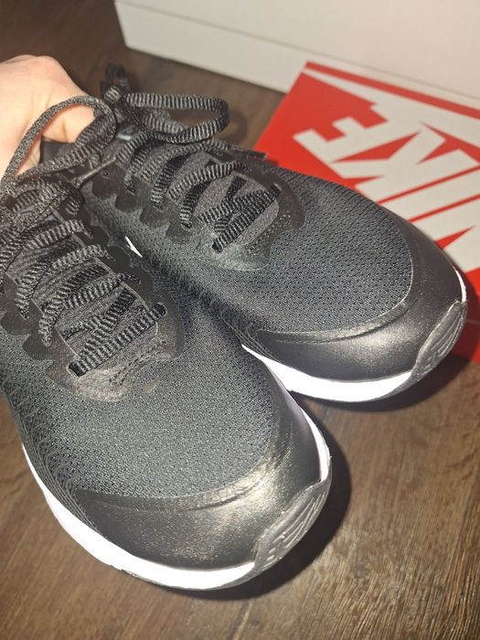 Маратонки Nike Air max nuaxis