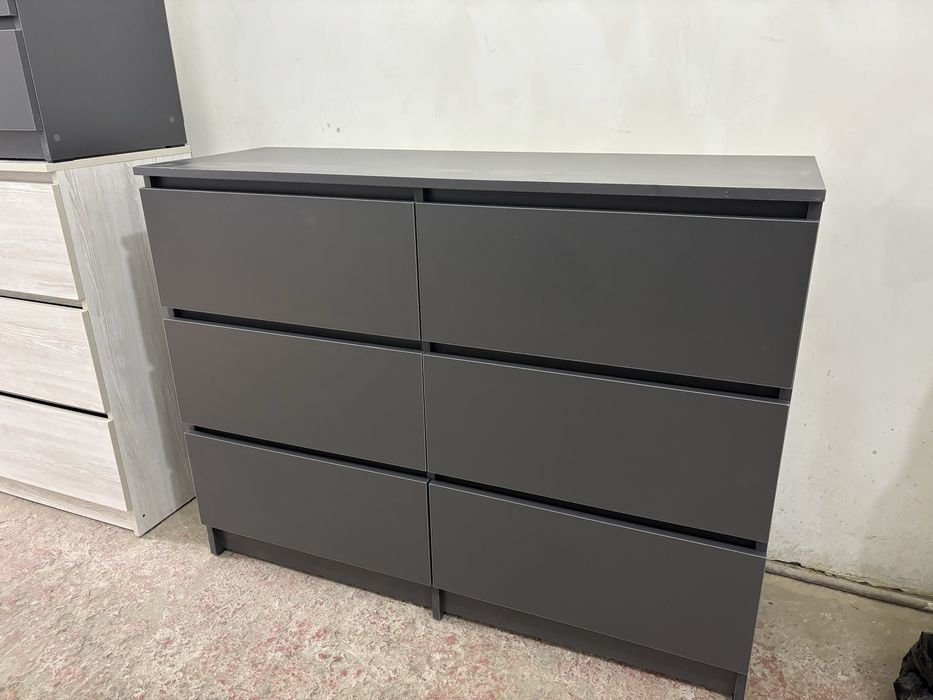 Комод честир 8 и 6 ящиков