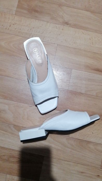 Продам новую обувь