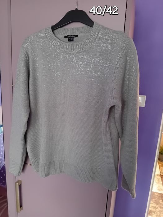 Vand haine pentru femei