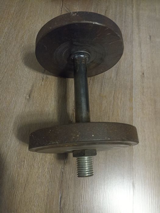 Продам гантель 16кг