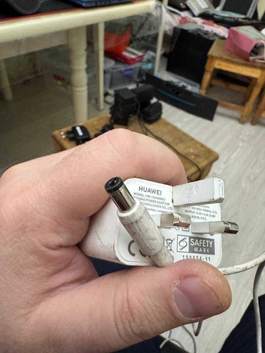 блоки питания для мониторов от разных брэндов